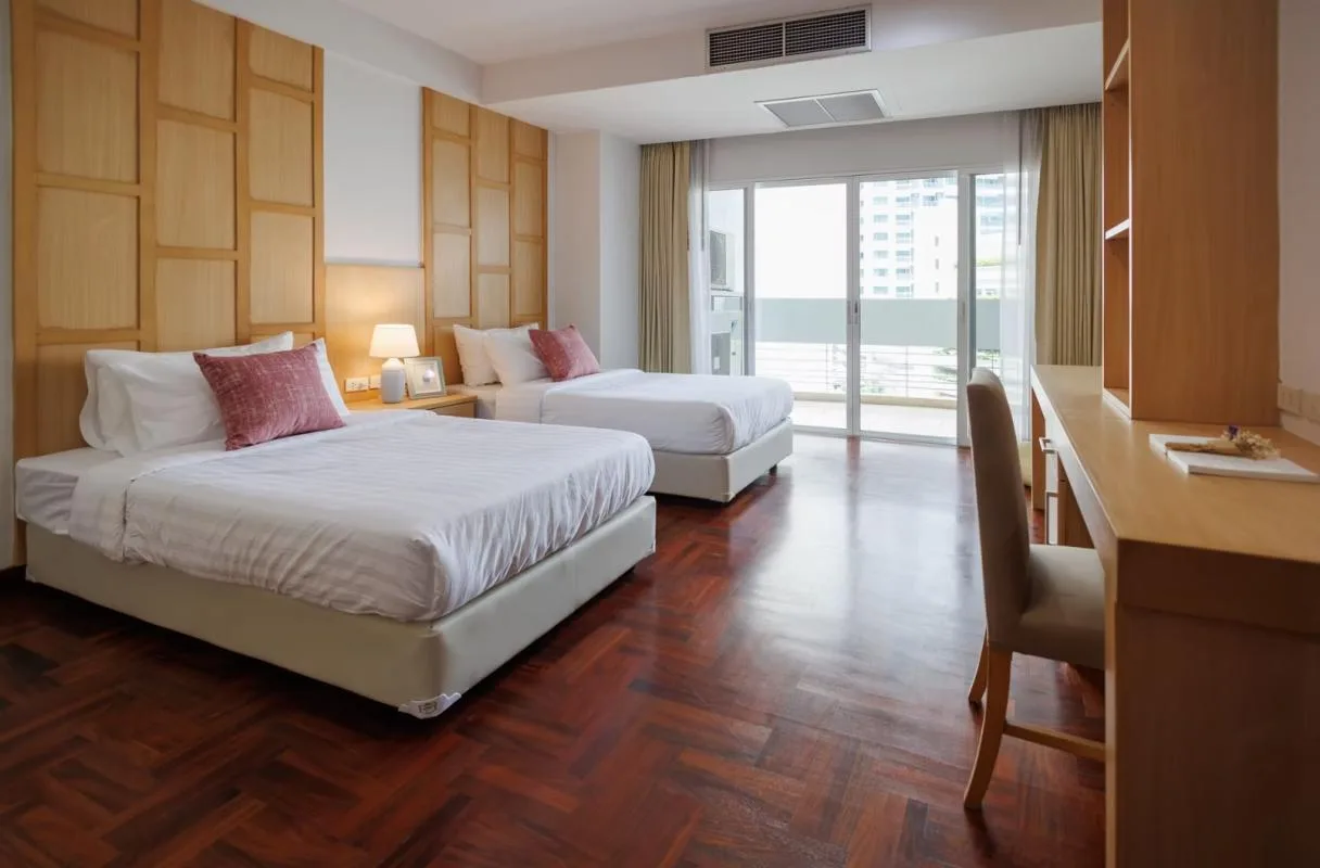 Property photos for The Grand Sethiwan Sukhumvit 24