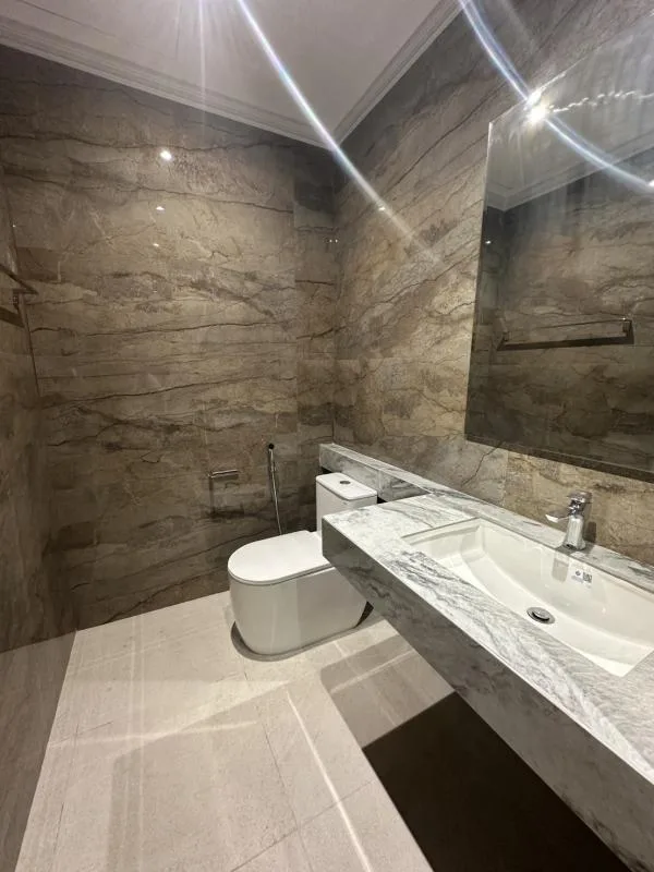 Property photos for Sun Palm Village