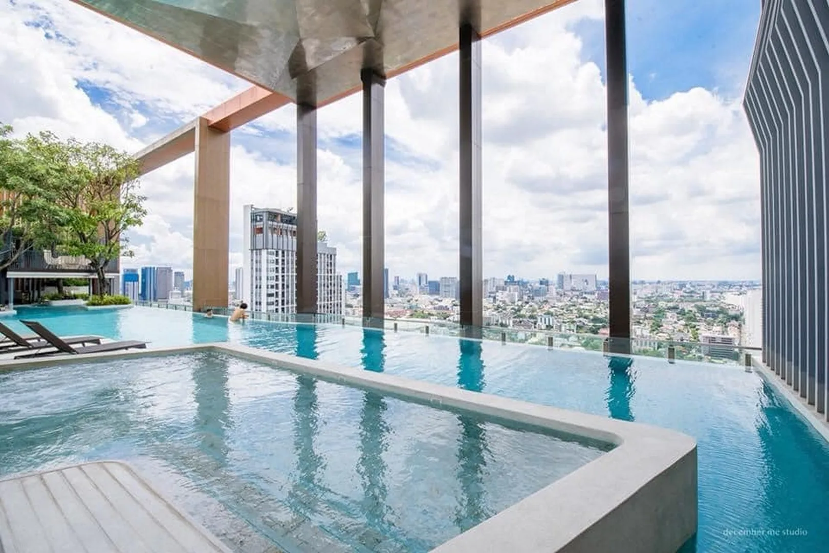 Property photos for Whizdom Avenue Ratchada - Ladprao
