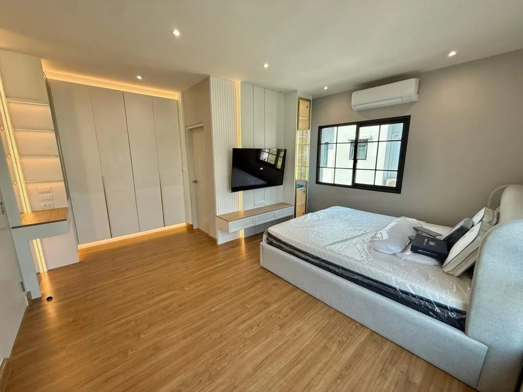 Property photos for Centro Bangna-wongwaen