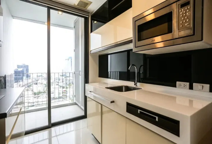 Property photos for The Room Sukhumvit 62
