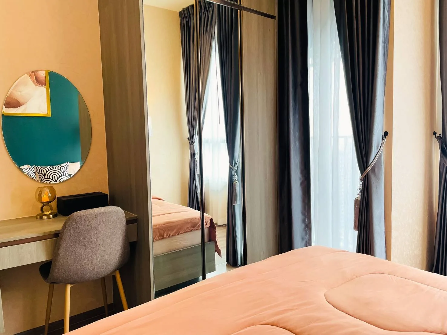 Property photos for Knightsbridge Prime Onnut