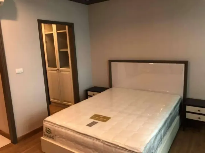 Property photos for The Reserve - Kasemsan 3