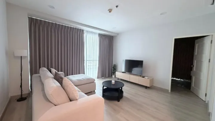 Property photos for Noble Lite