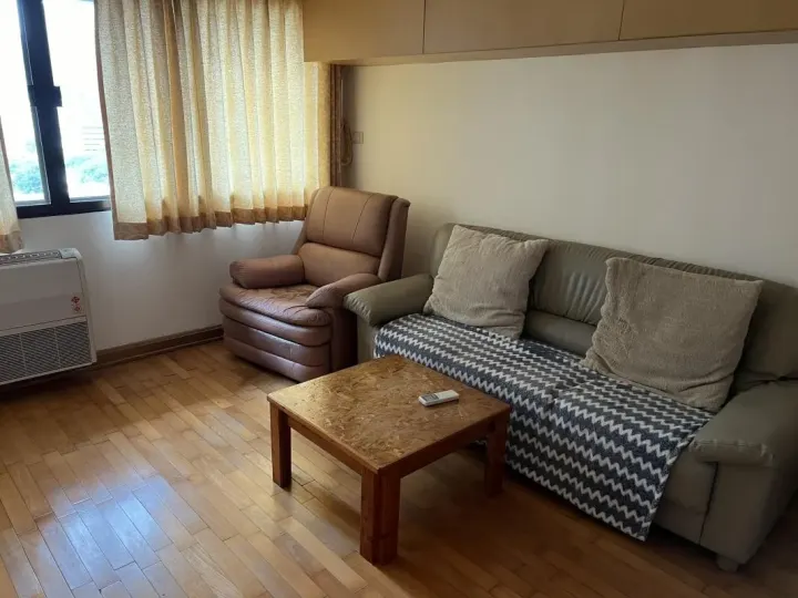 Property photos for The Royal Place 2