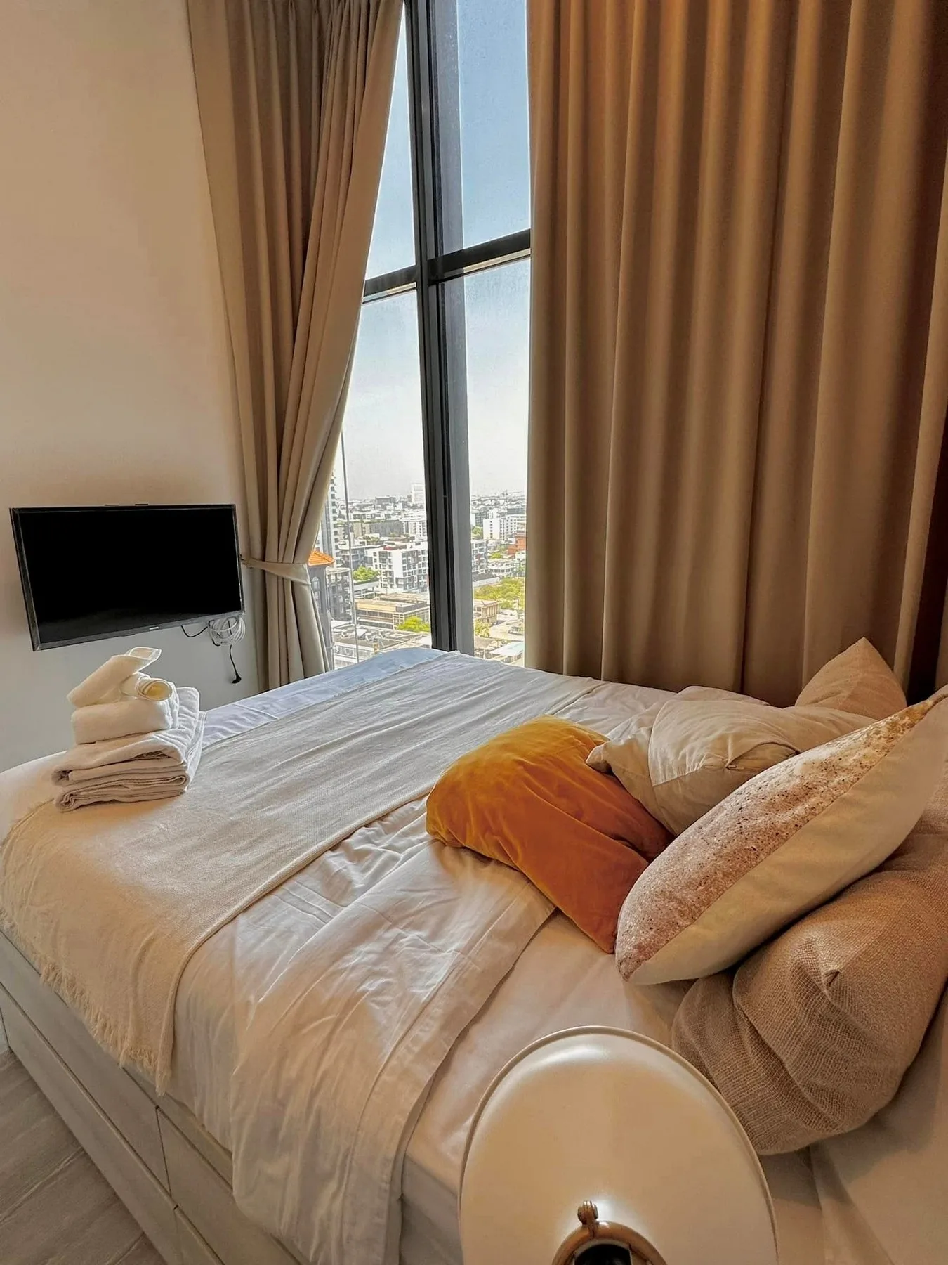 Property photos for The Line sukhumvit 101