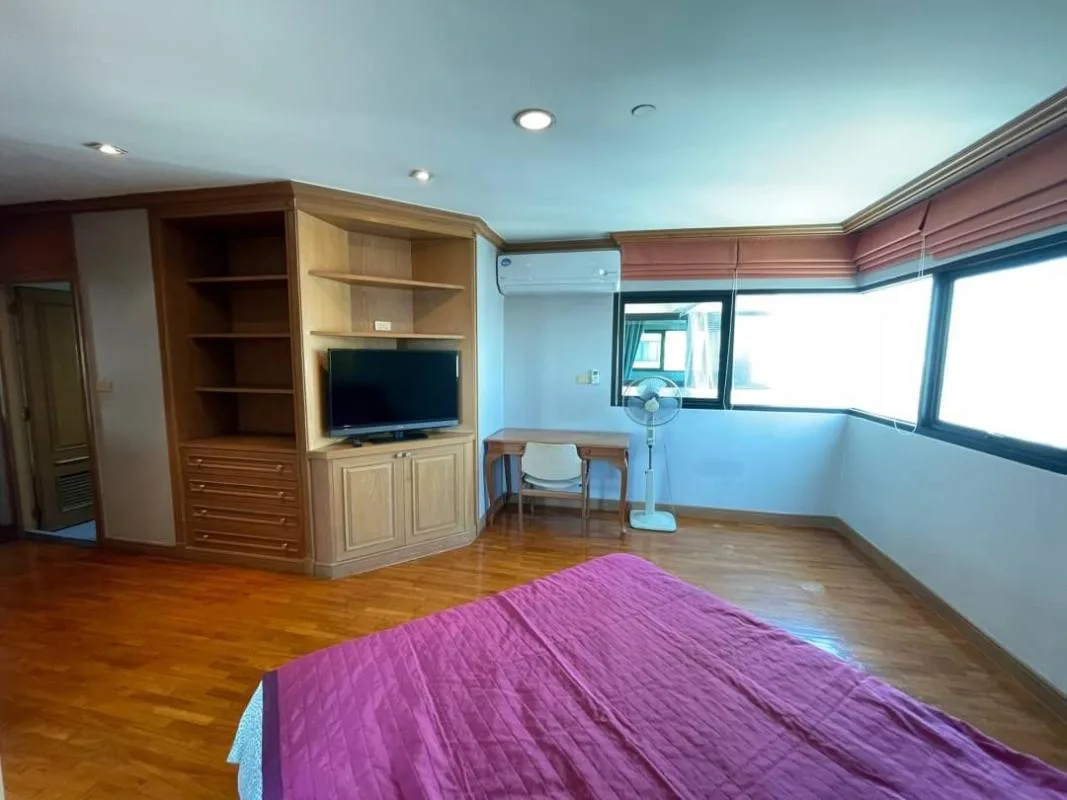 Property photos for Sathorn Gardens