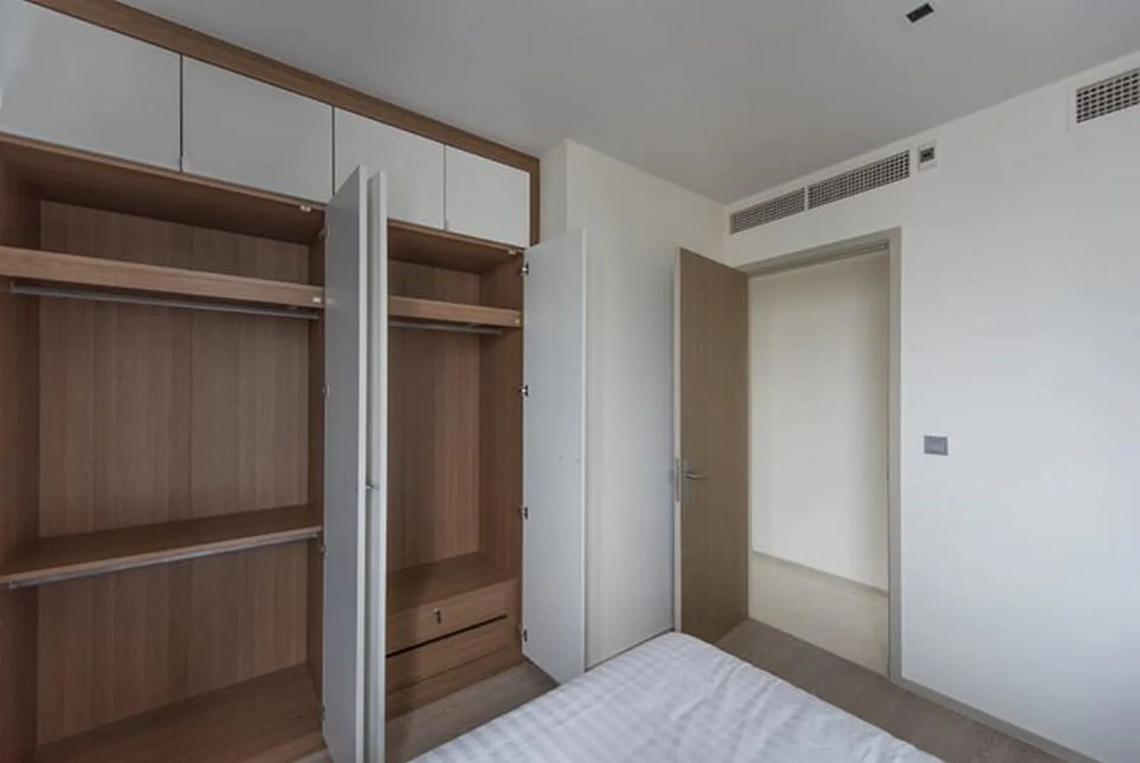 Property photos for Ashton Silom