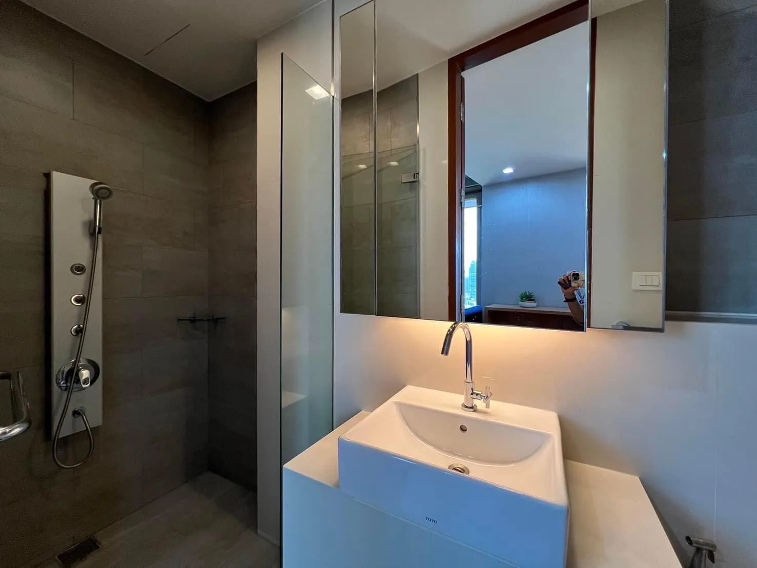 Property photos for Ashton Morph 38