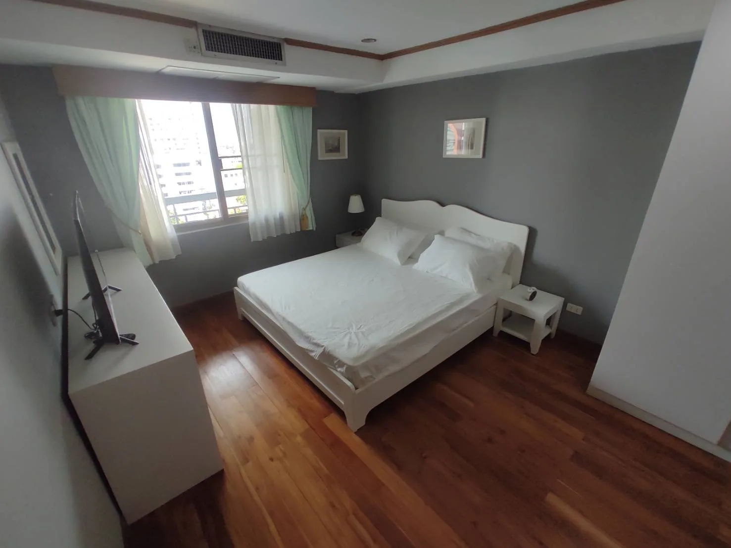 Property photos for Royal Castle