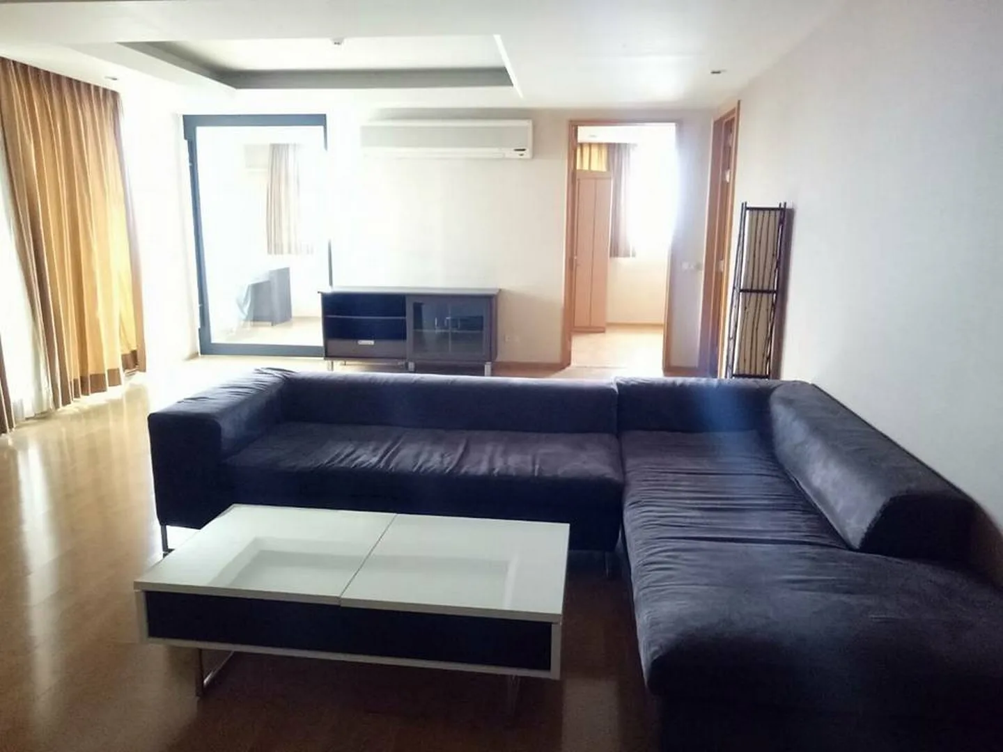Property photos for Tai Ping Towers