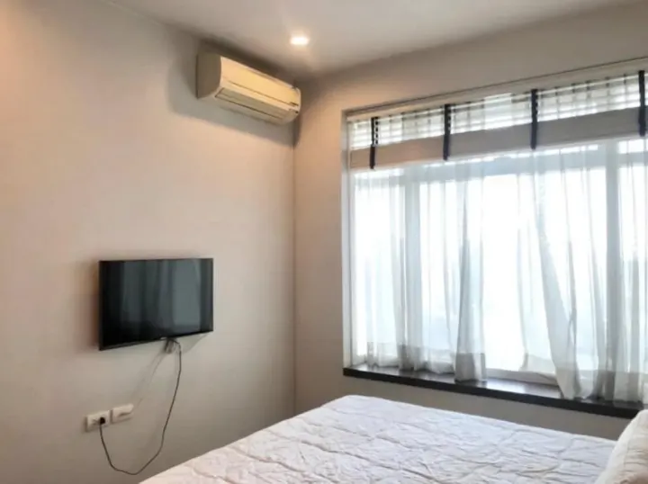 Property photos for Circle Condominium