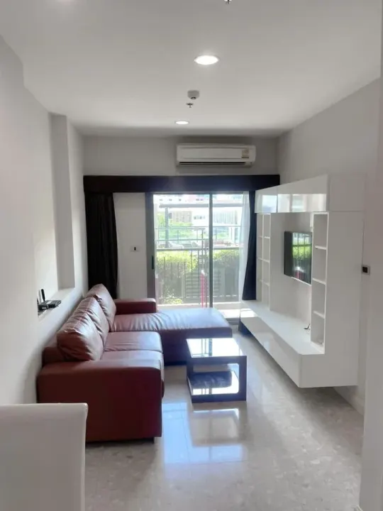 Property photos for The Crest Sukhumvit 34