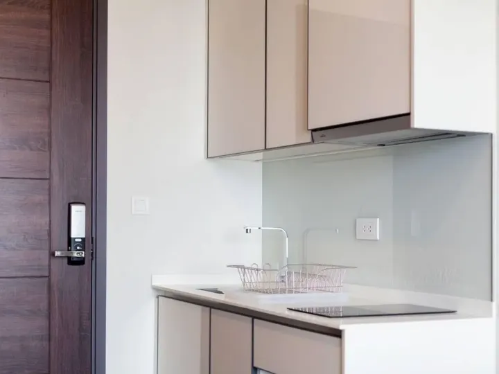 Property photos for C Ekkamai