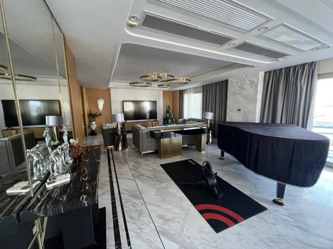 Property photos for Le Raffine Sukhumvit 24