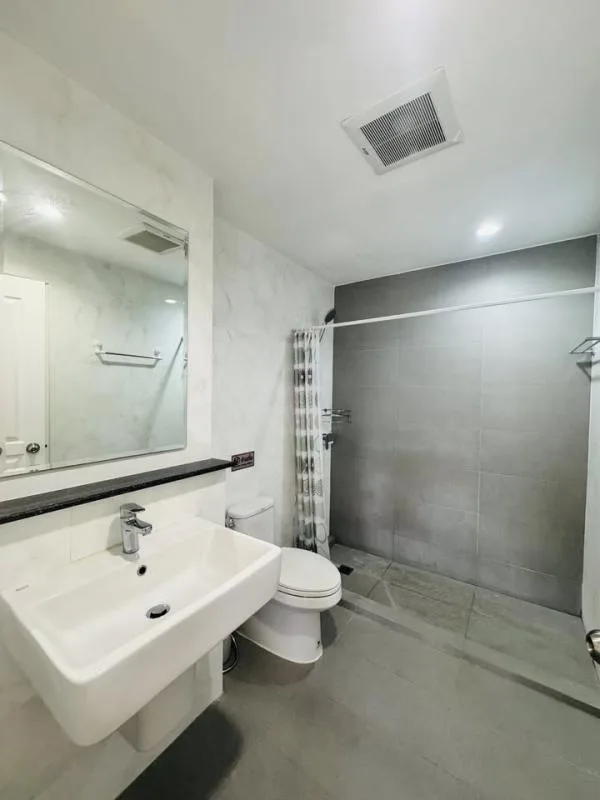 Property photos for The Waterford Diamond