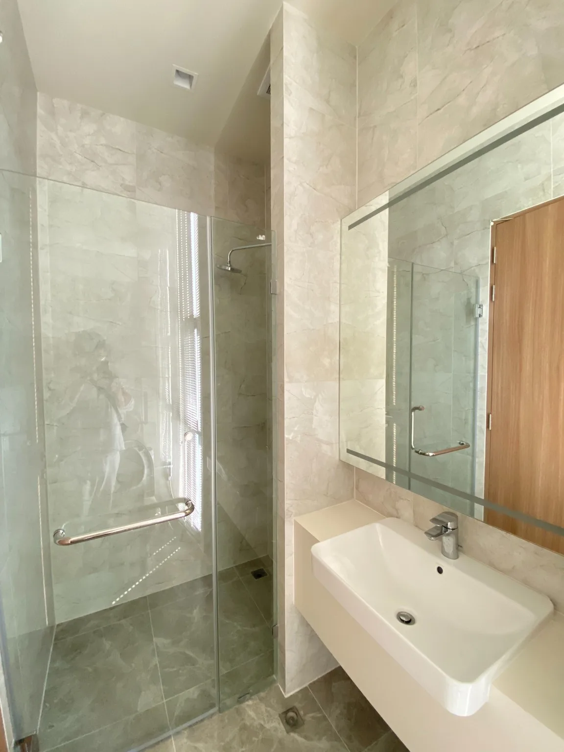 Property photos for Noble Around 33