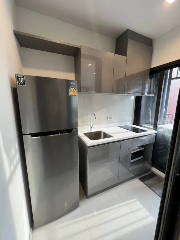Property photos for Life Asoke Hype