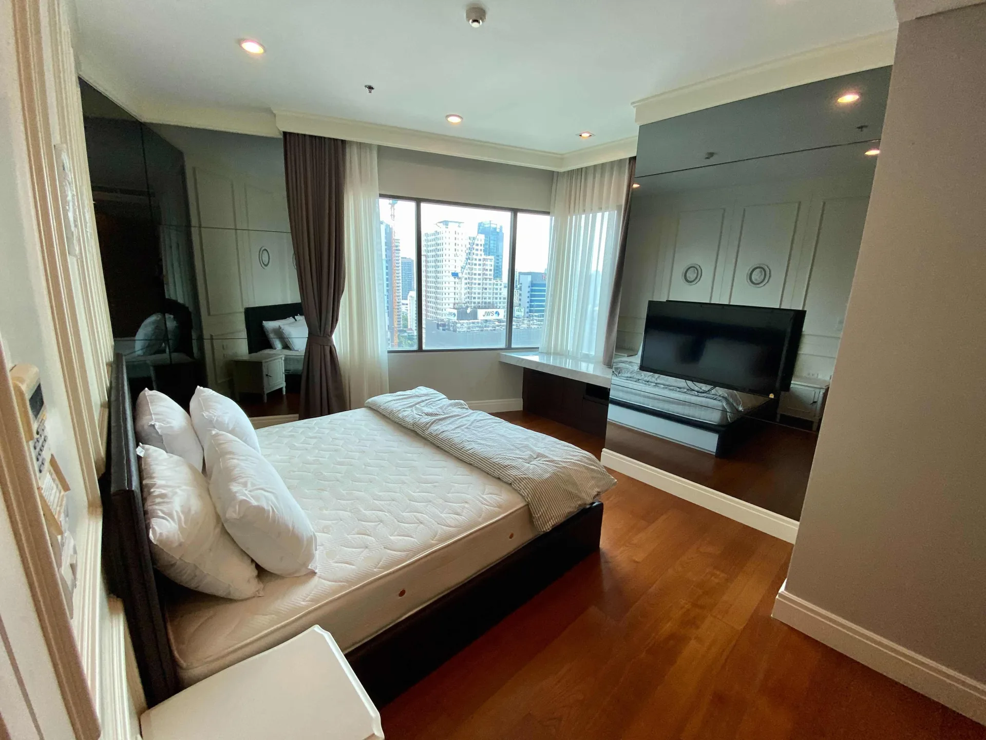 Property photos for Bright Sukhumvit 24