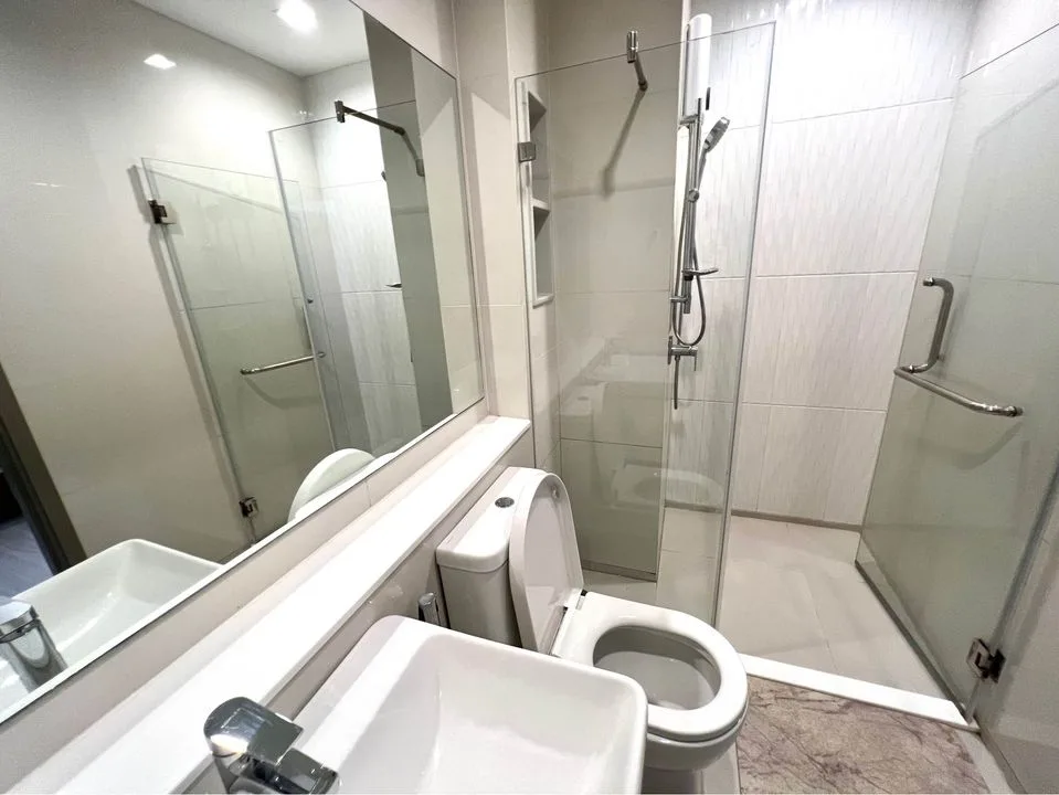 Property photos for Life Asoke Hype