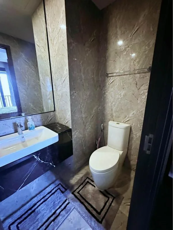 Property photos for Ashton Asoke