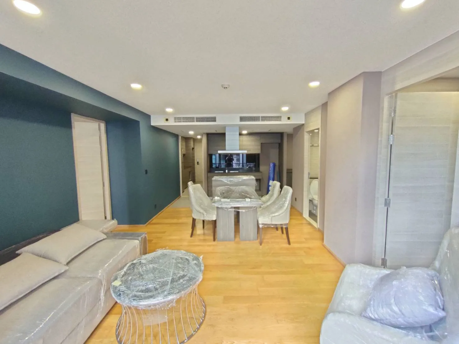 Property photos for Klass Condo Langsuan