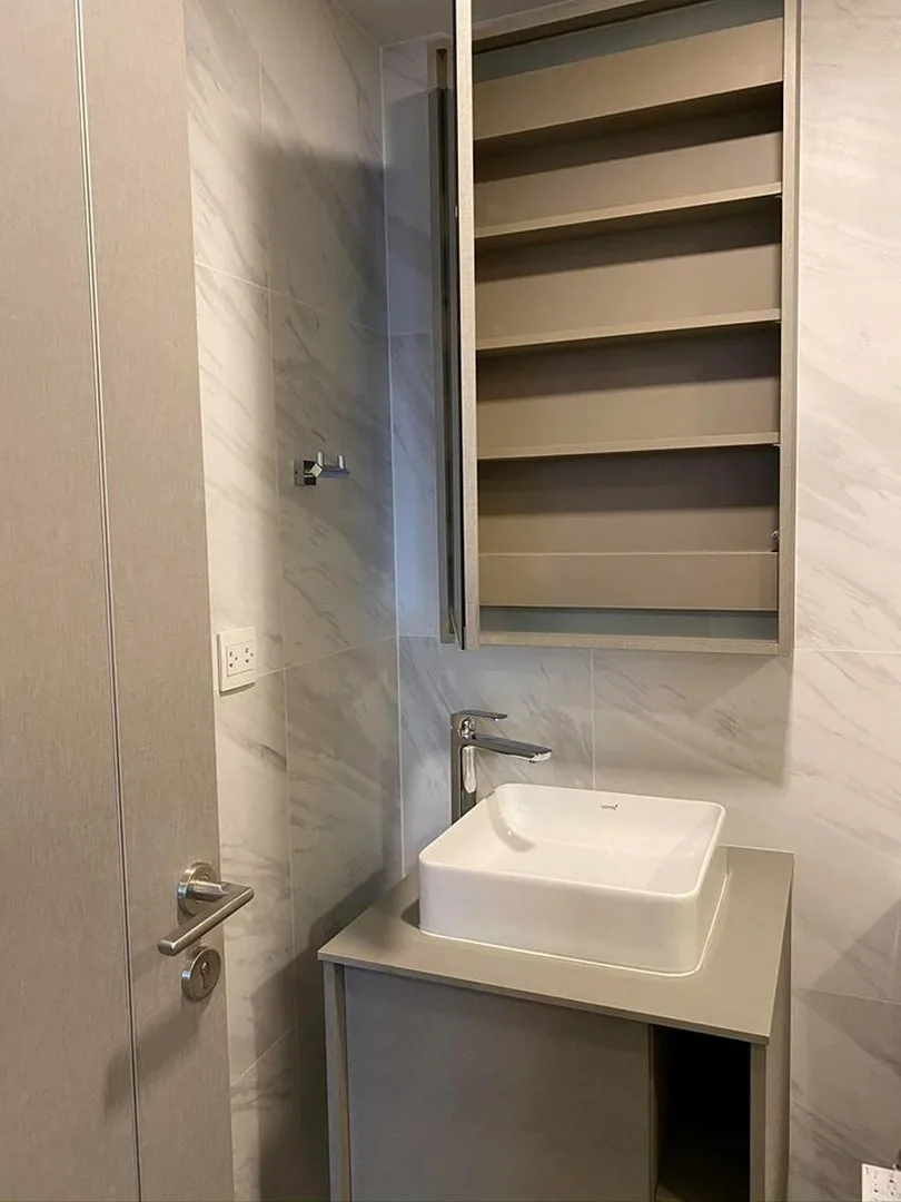 Property photos for Taka Haus Ekamai 12