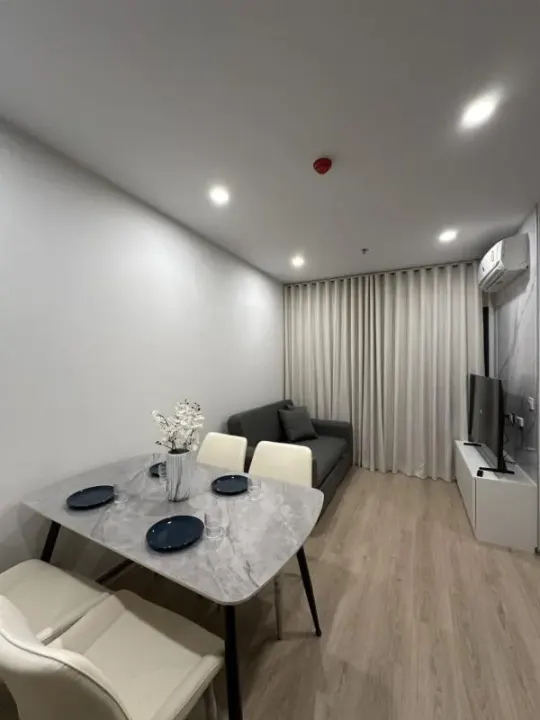 Property photos for Life Rama 4 - Asoke