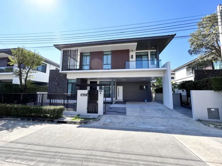 Property photos for Manthana Onnut - Wongwaen 4