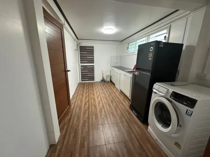 Property photos for Single Home Soi Chaturathit 2
