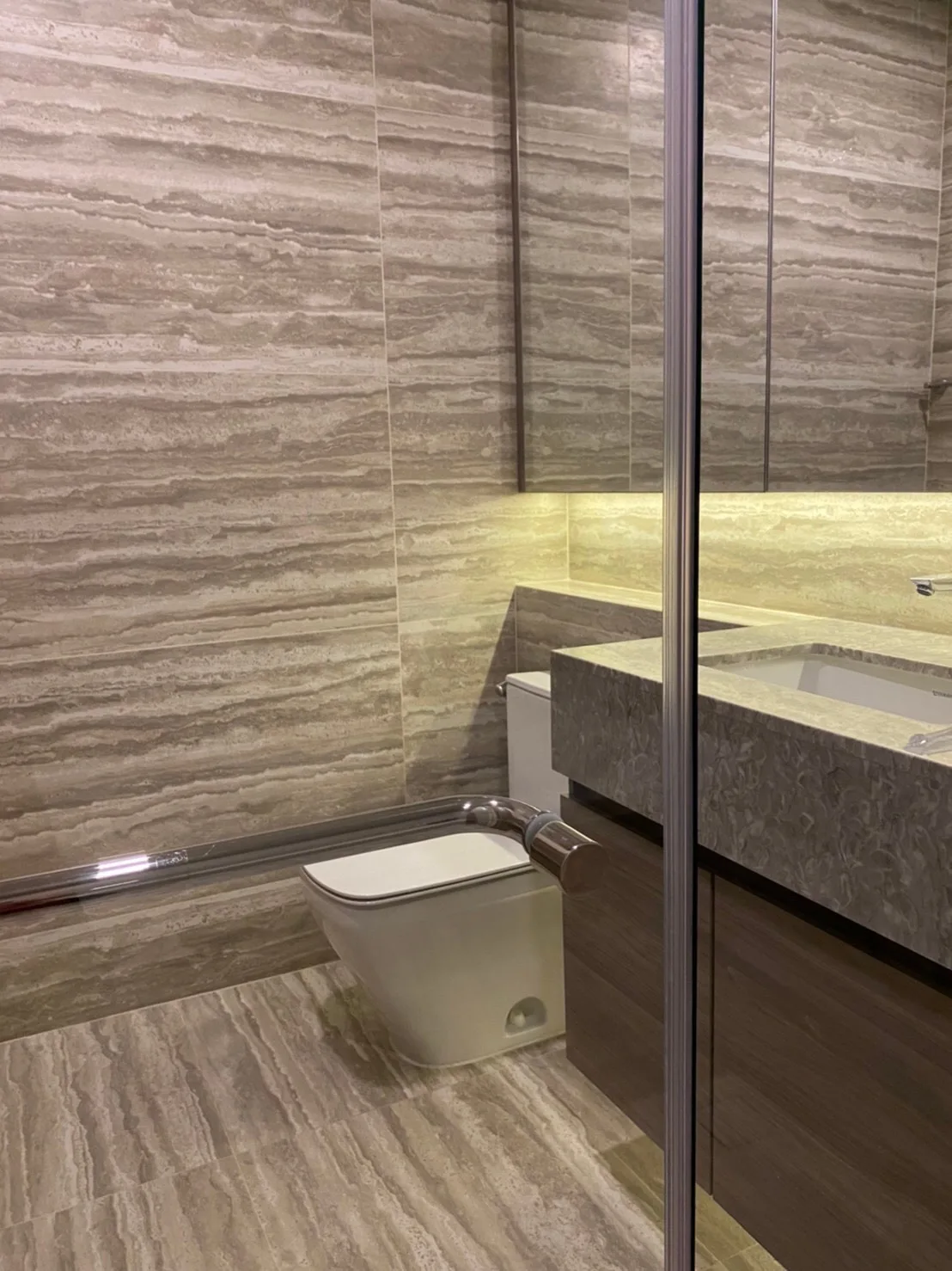 Property photos for Celes Asoke