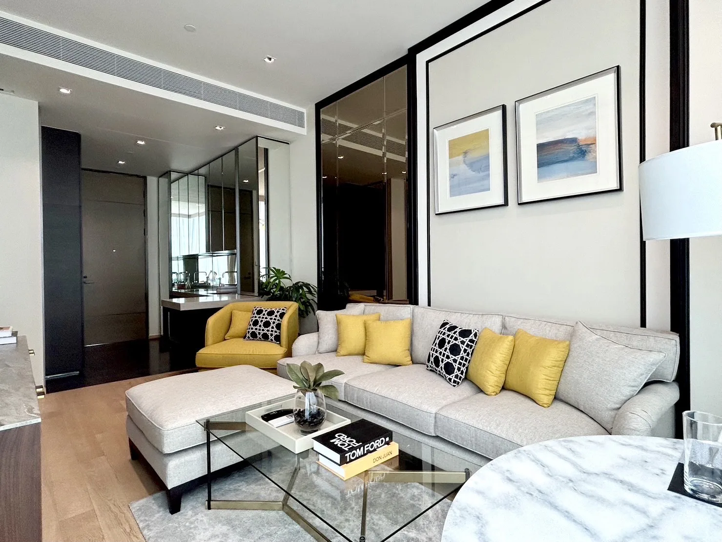 Property photos for 28 Chidlom