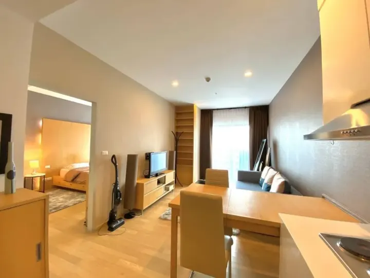 Property photos for Noble Refine