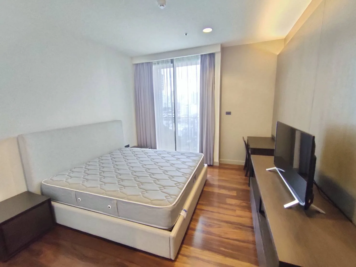Property photos for Piya Residence 28 -30