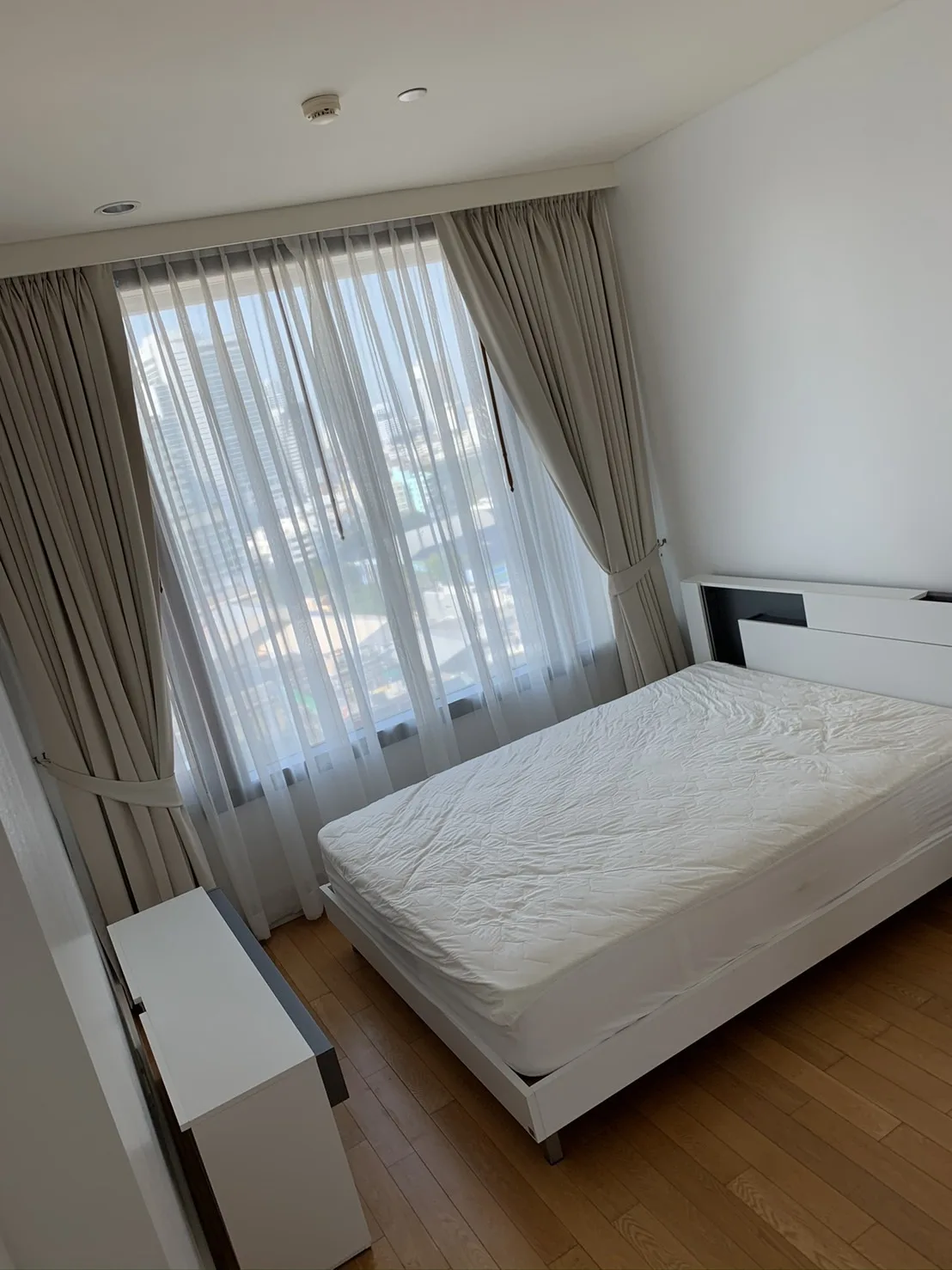 Property photos for Aguston Sukhumvit 22