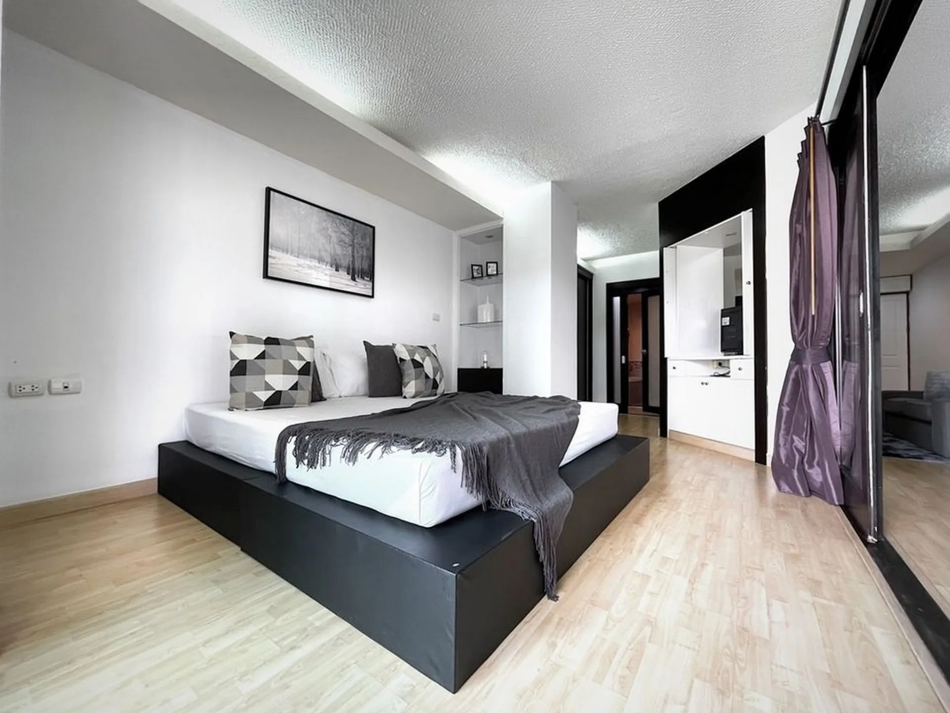 Property photos for The Waterford Sukhumvit 50 Onnut