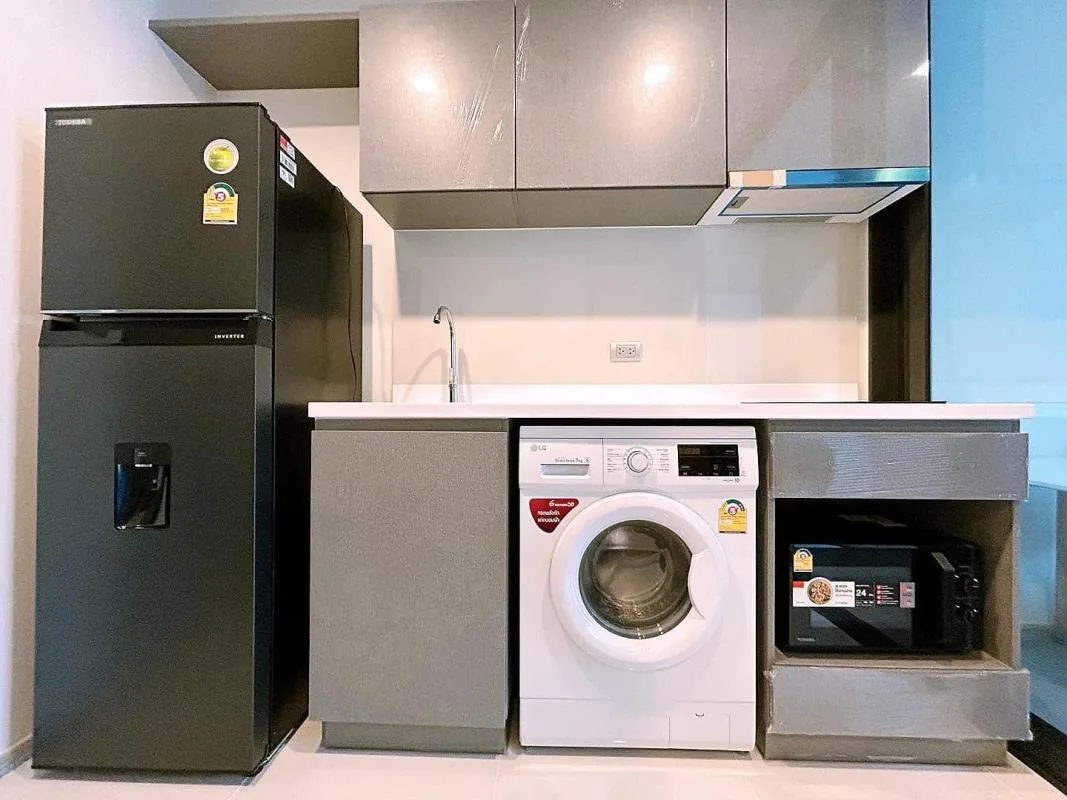 Property photos for Life Asoke Hype