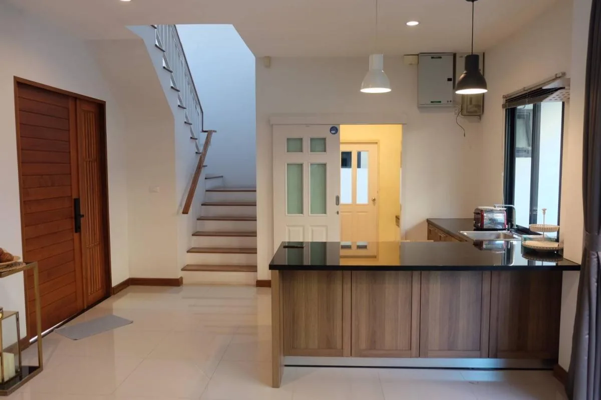 Property photos for Villa Arcadia Srinakarin