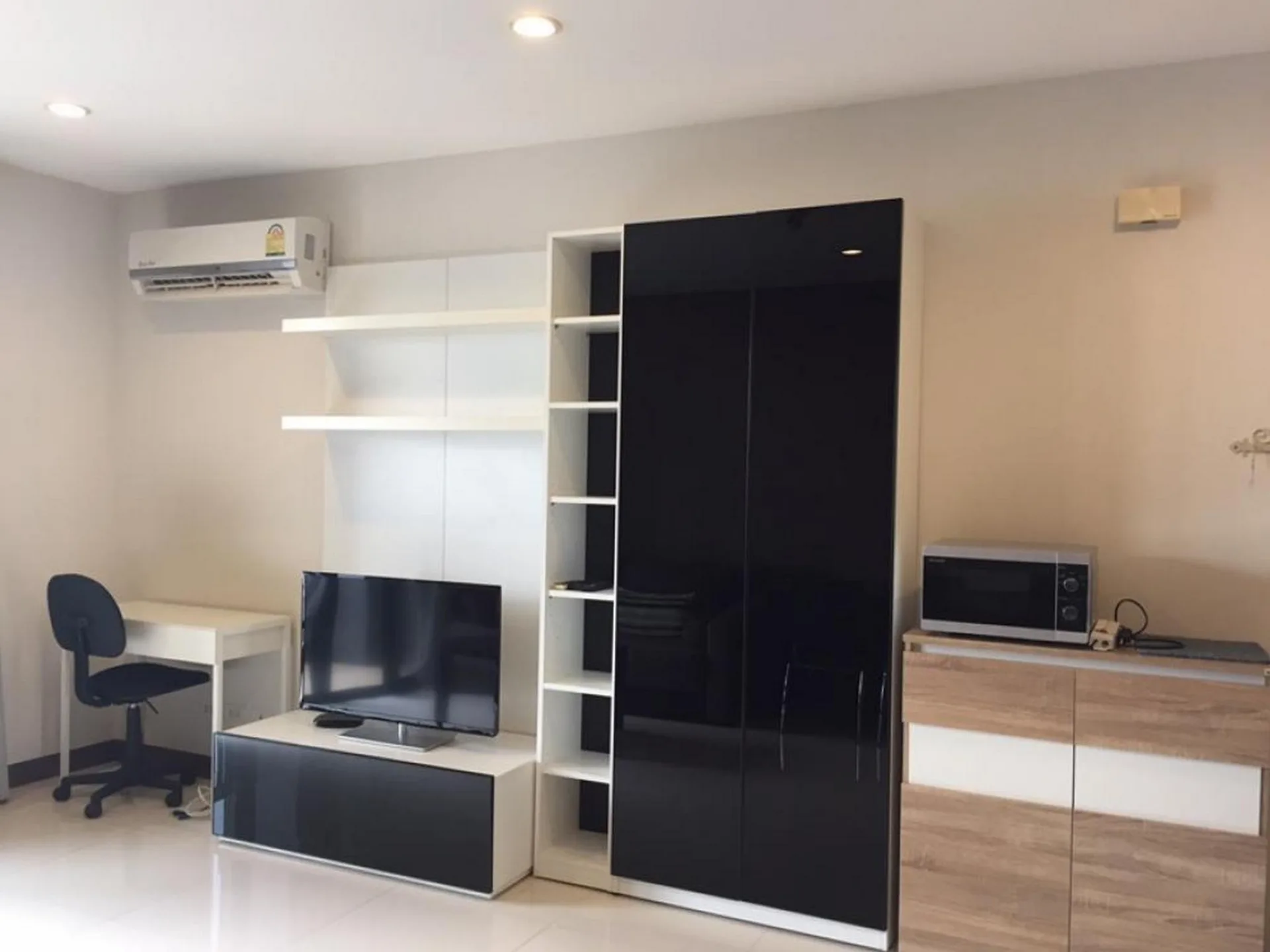 Property photos for Vista Garden