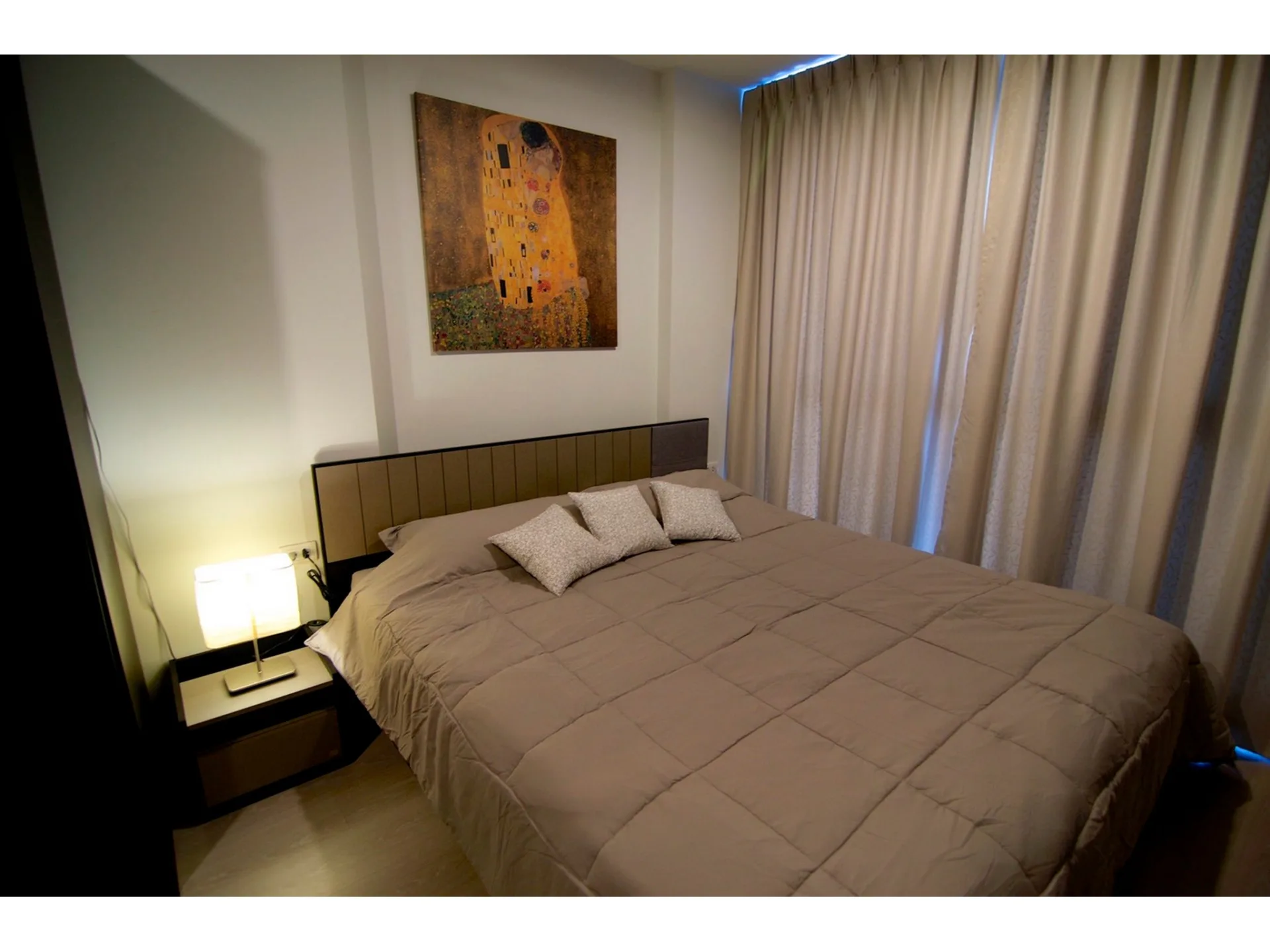 Property photos for Rhythm Sathorn - Narathiwas