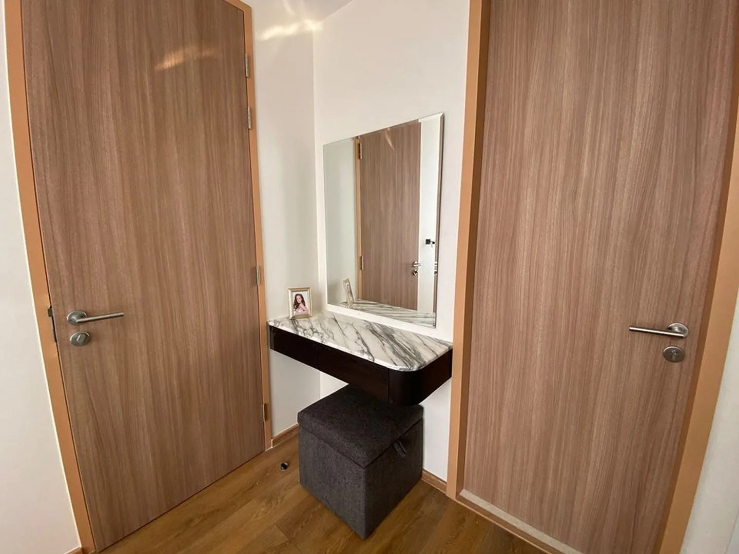Property photos for Noble BE 33