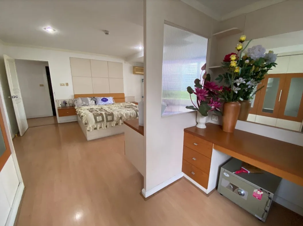 Property photos for Supalai Place