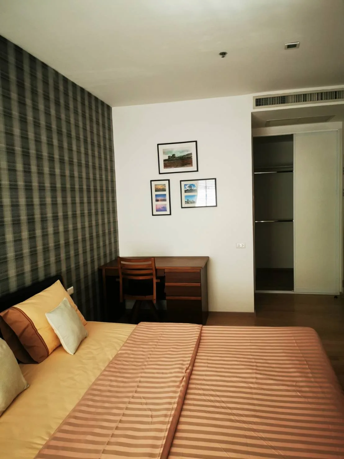 Property photos for Noble Refine
