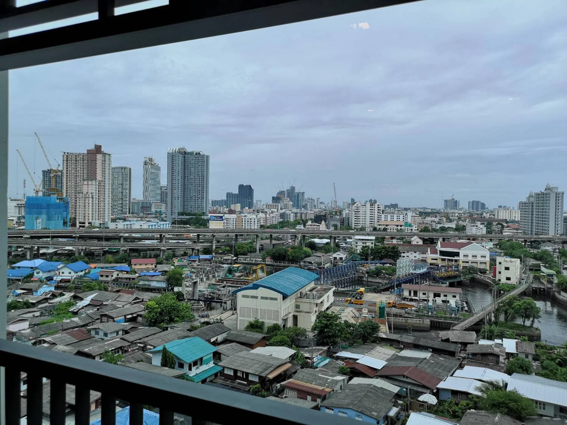 Property photos for Life Sukhumvit 48