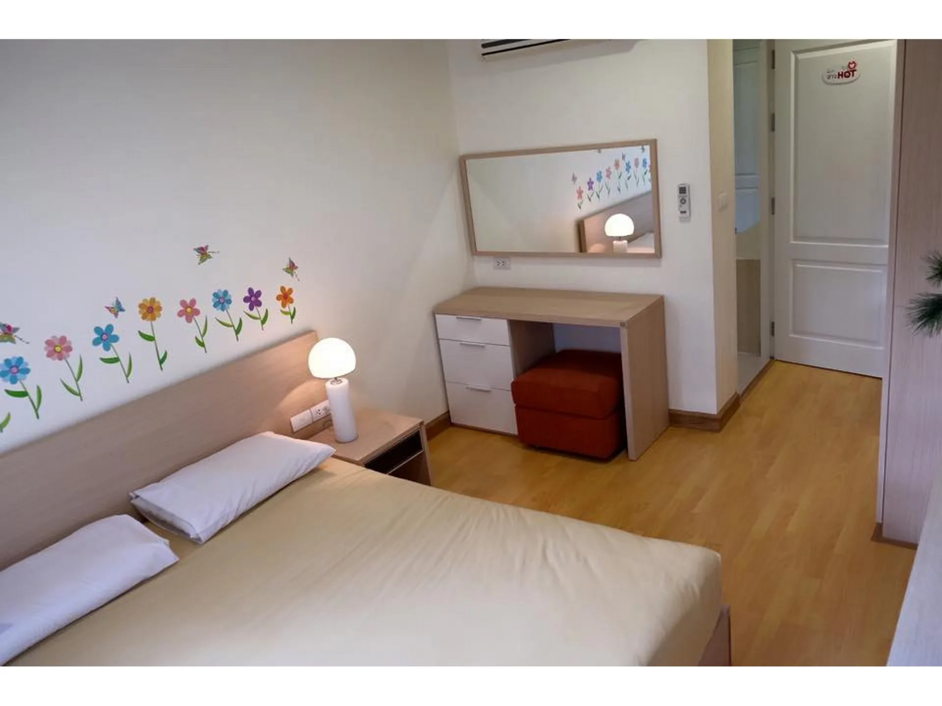 Property photos for The Link Sukhumvit 50