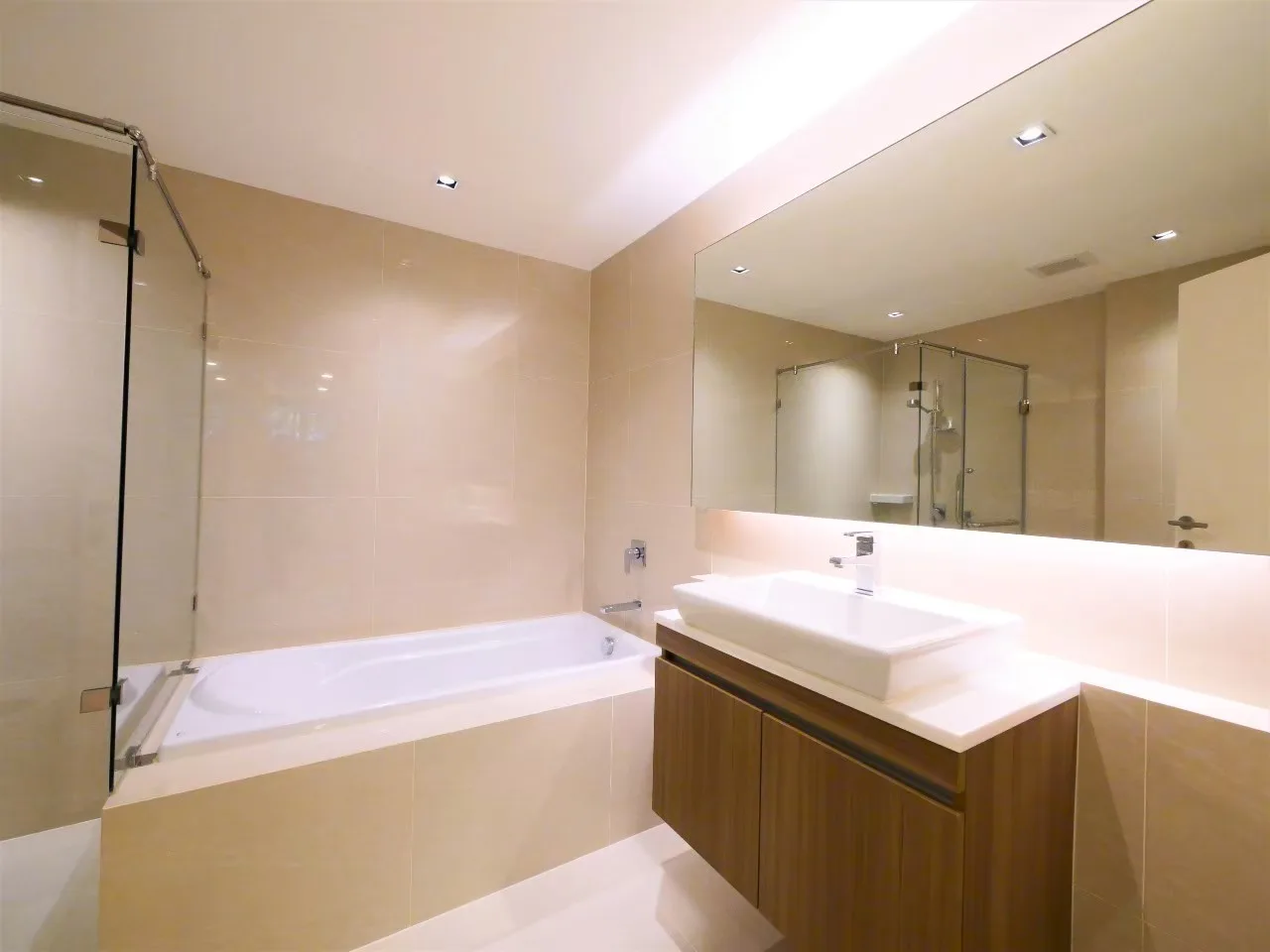 Property photos for Vtara Sukhumvit 36