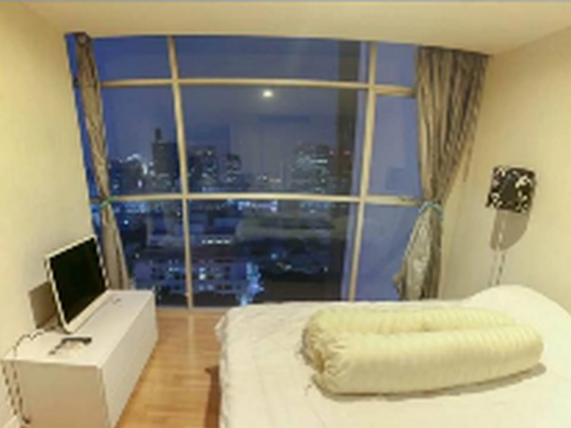 Property photos for Urbana Sathorn