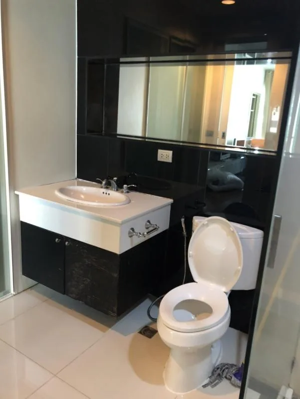 Property photos for The Address Chidlom