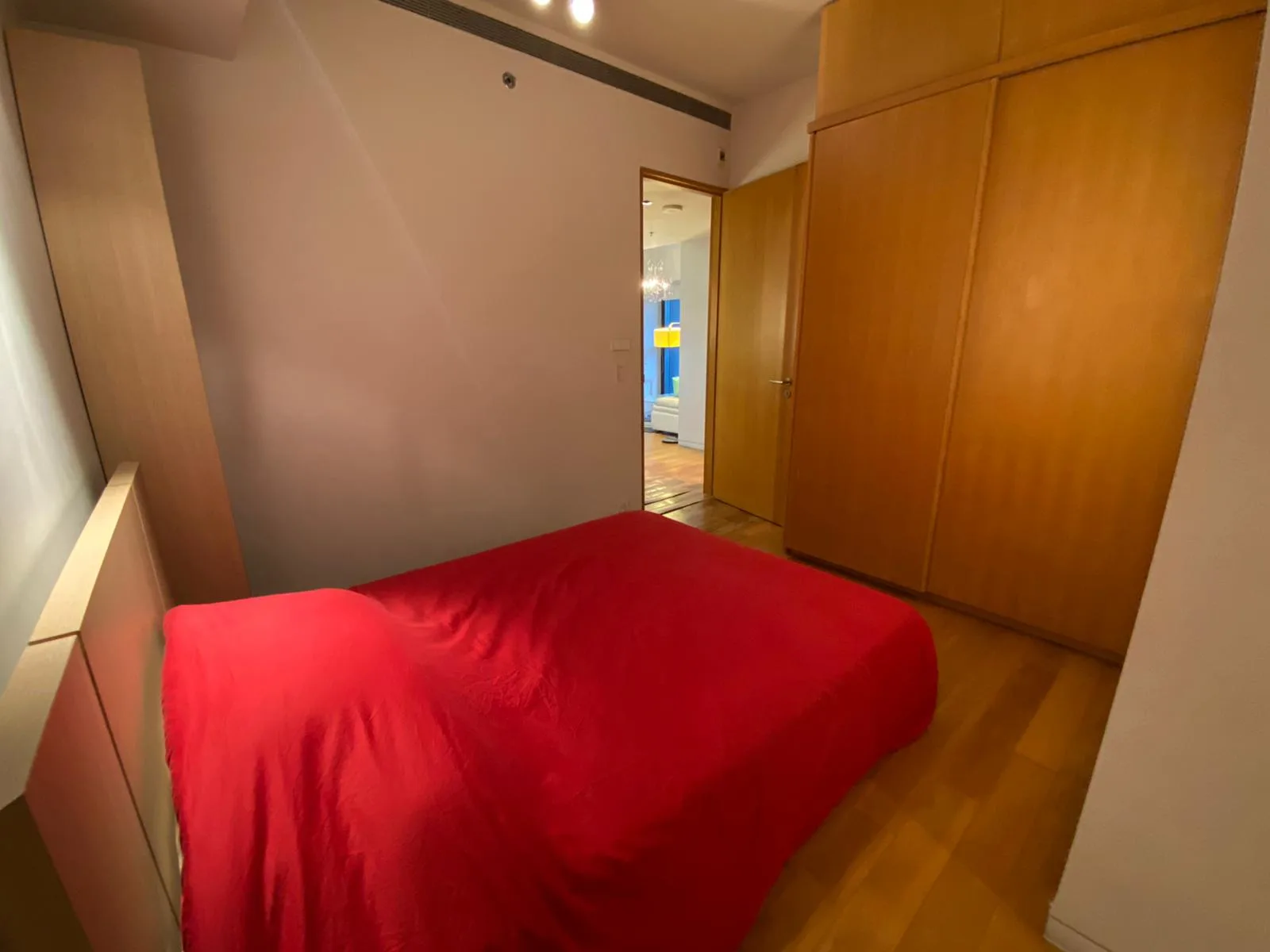 Property photos for The Met