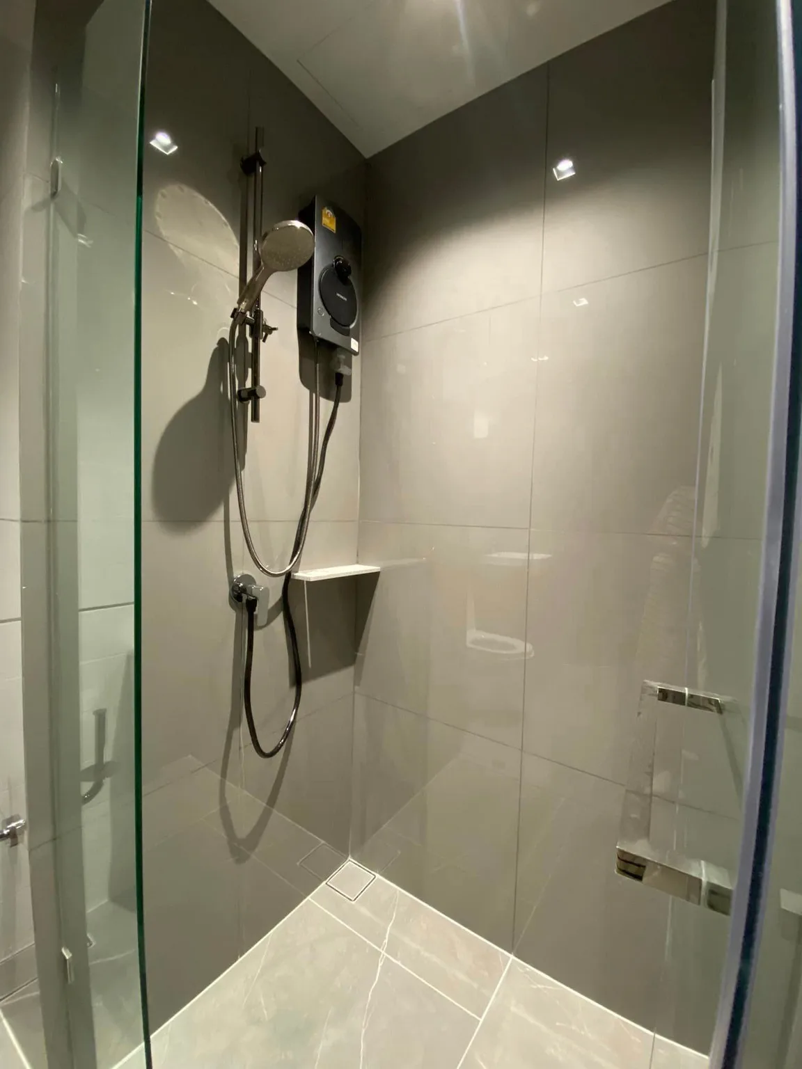 Property photos for Chapter Chula-samyan